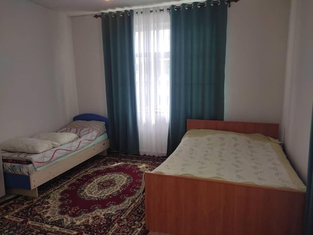 Emir Guest House In Karakol Dış mekan fotoğraf