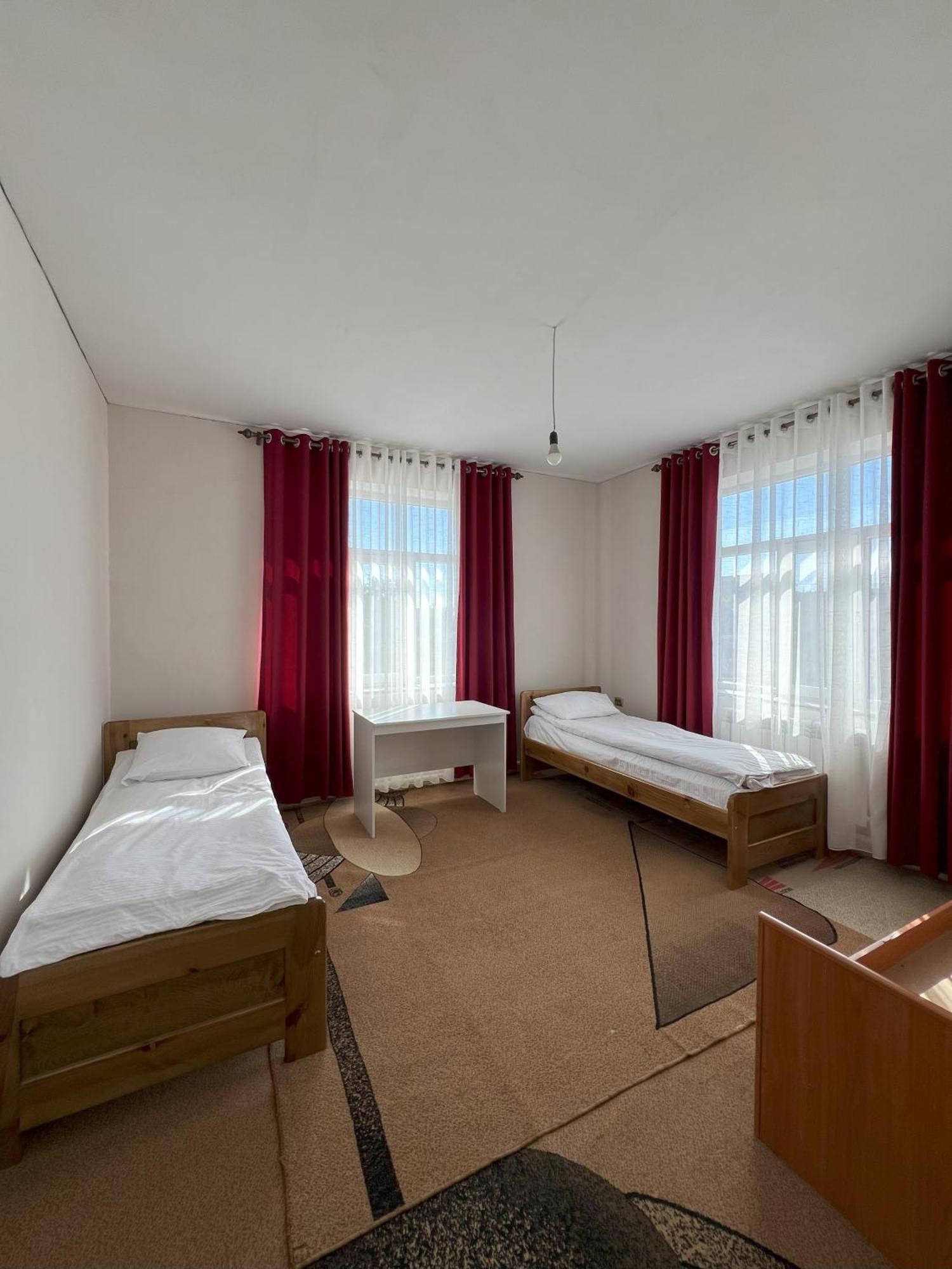 Emir Guest House In Karakol Dış mekan fotoğraf